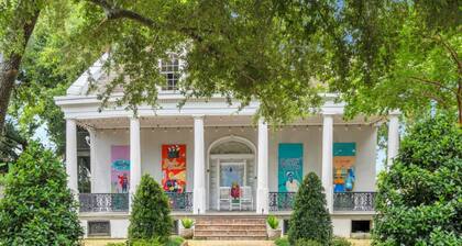 Lovely Uptown Apt | Steps to Tulane/Loyola