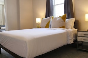 2 Schlafzimmer, Schreibtisch, BĂŒgeleisen/BĂŒgelbrett, kostenloses WLAN