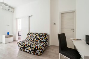 TV - Vatican Rooms Cyprus - Apartment (Roma)