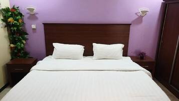 2 Schlafzimmer, Zimmersafe, Bügeleisen/Bügelbrett
