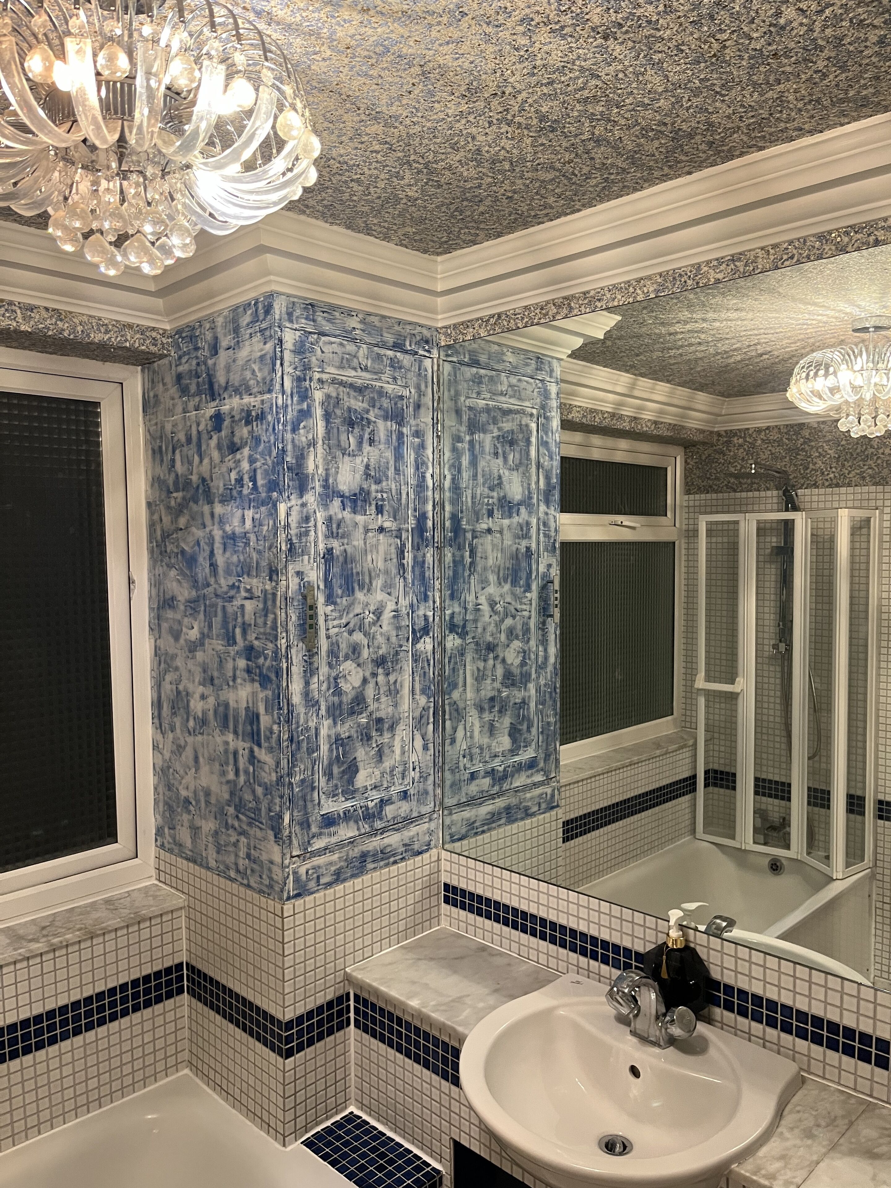 Comfort House | Bathroom | Deep-soaking bathtub, rainfall showerhead, free toiletries, hair dryer