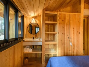 4 chambres, fer et planche à repasser, Wi-Fi