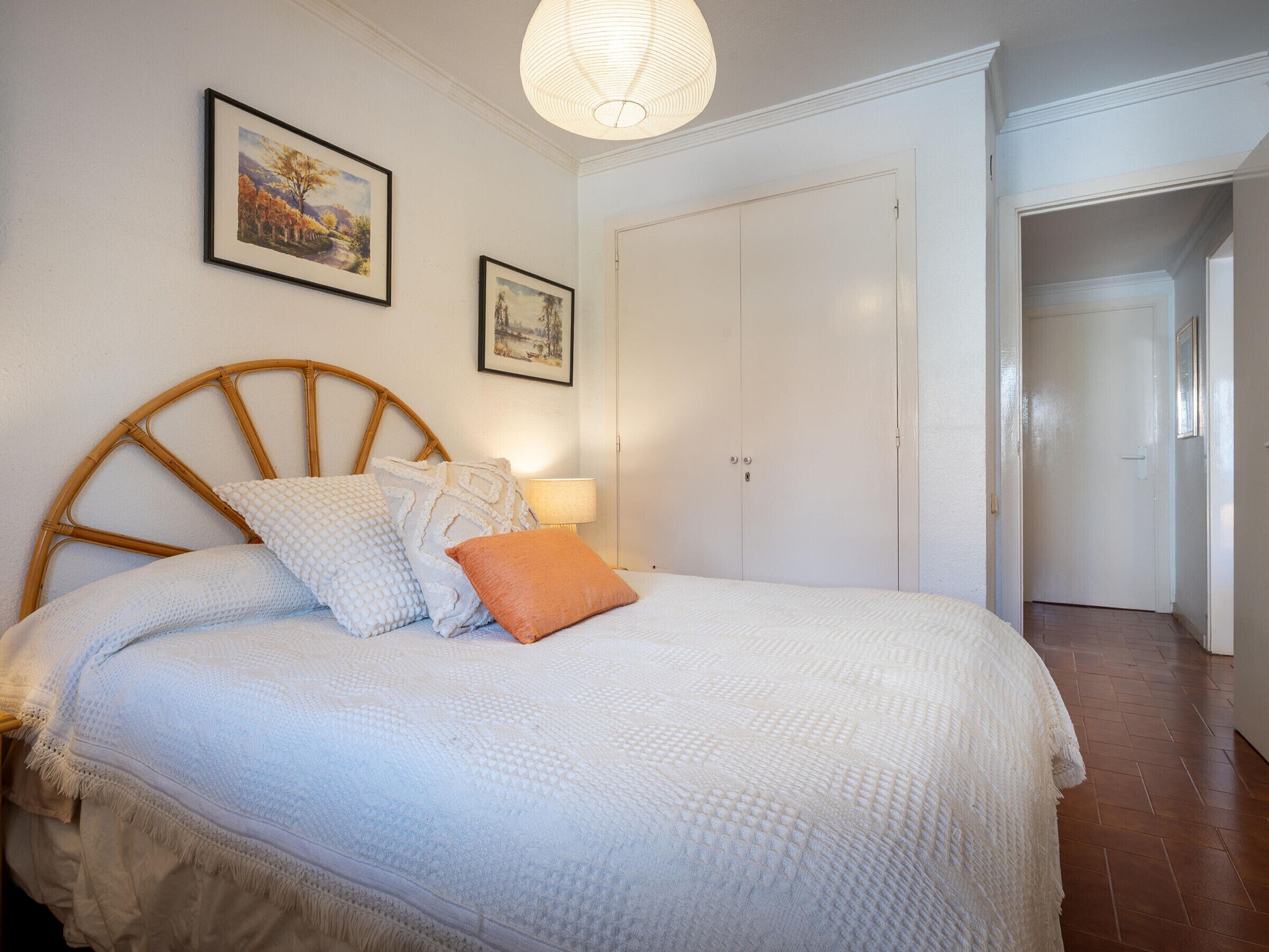 4 habitaciones, wifi gratis y ropa de cama 