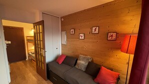 Interior - Studio cabin at the foot of the slopes, 3 beds, parking (Auris)