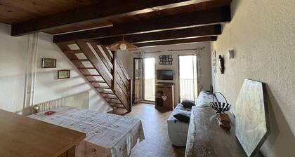 Central Triplex in Les Angles with elevator, 2 bedrooms