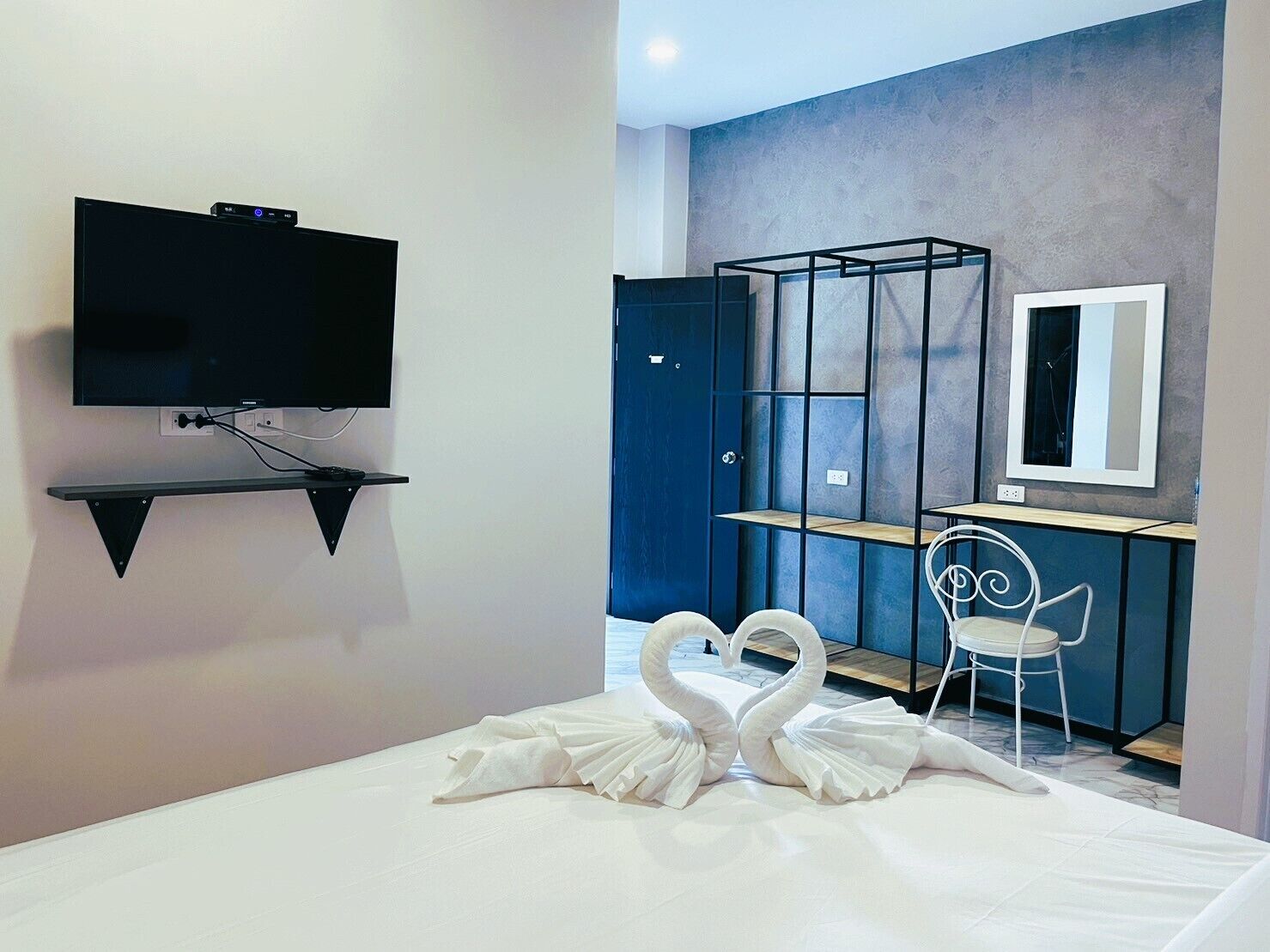 Standard Single Room | Blackout drapes, soundproofing, free WiFi