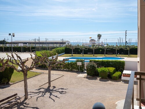 Apartment with Garden and Nearby Pools in Torredembarra