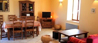 Charming Village House with Garden, Near Historic Chapel, Sleeps 4, Includes Heating