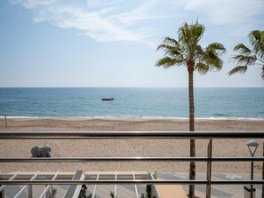 Beach - Apartment with spectacular sea view - 4 guests (Torredembarra)