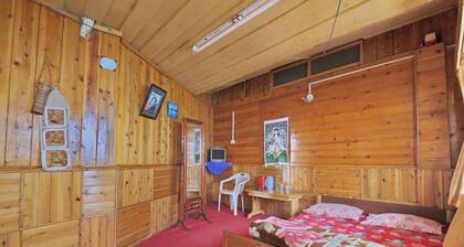 Goroomgo Lava View Lava Kalimpong