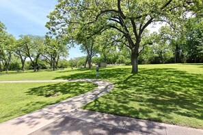 Property grounds - Deb's Retreat | Recently Updated |First Floor (New Braunfels)