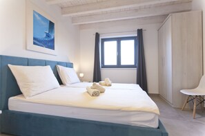 7 bedrooms, desk, iron/ironing board, travel cot - Wellness & Spa, Villa STELLA - heated pool, close to beaches, playground, Istria (PULA)