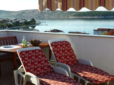 Croatia vacation island Rab vacation home **** apartments