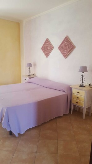 2 quartos, ferros/tábuas de passar roupa, Wi-Fi de cortesia