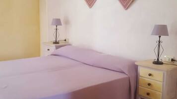 2 camere, ferro/asse da stiro, Wi-Fi gratuito, lenzuola