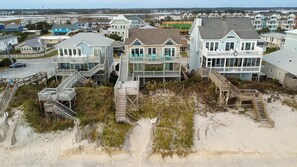 Exterior - "C-Scape" - Oceanfront 6 Bedroom Home in Surf City (Surf City)