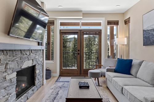 Welcome to The Sunset Chalet