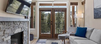 Welcome to The Sunset Chalet