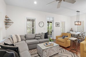 TV, offices - Seacrest West - BeachWalk (Panama City Beach)