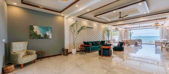 Stunning new luxury oceanfront villa in Bweleo - 9269317