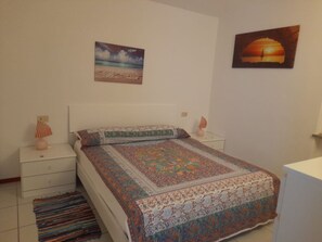 1 camera, ferro/asse da stiro, Wi-Fi gratuito