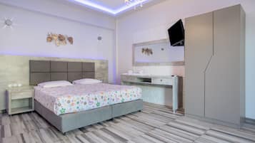 1 bedroom, iron/ironing board, free WiFi, bed sheets