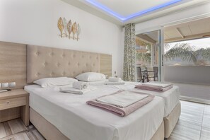 1 bedroom, iron/ironing board, free WiFi, bed sheets - Studio Apartment "Villa Dionysia S2" close to the Beach with Shared Pool & Wi-Fi (Zakynthos)