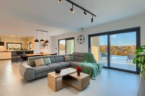 Smart TV, fireplace - In a Small Village Surrounded by Nature (Barban)