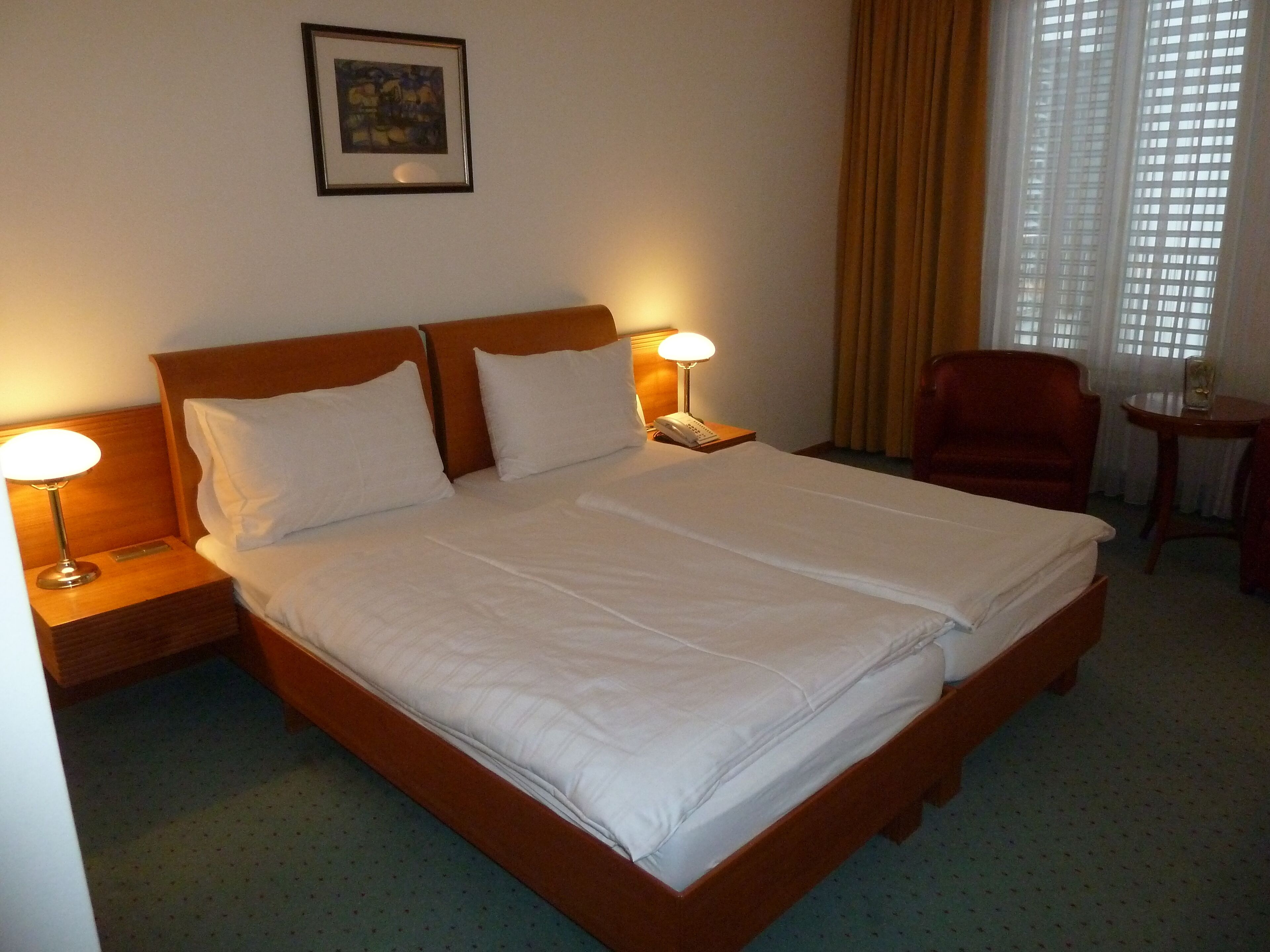 Business-Doppelzimmer, Nichtraucher | Minibar, individuell eingerichtet, Schreibtisch