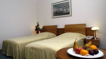 Business-Doppelzimmer, Nichtraucher | Minibar, individuell eingerichtet, Schreibtisch