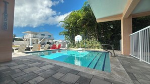 Imagen sin descripción, 2 de 40, botón