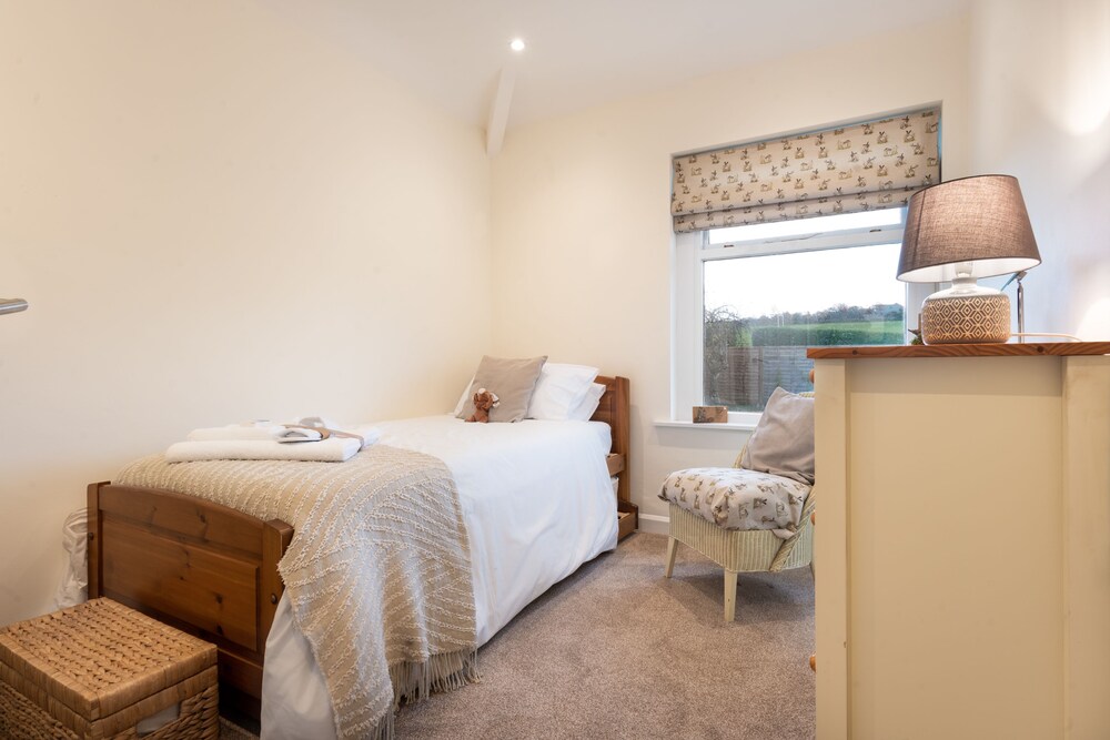 Fell View A stylish Cottage for 6. Spectacular views over Penrith