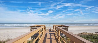 Spyglass 32