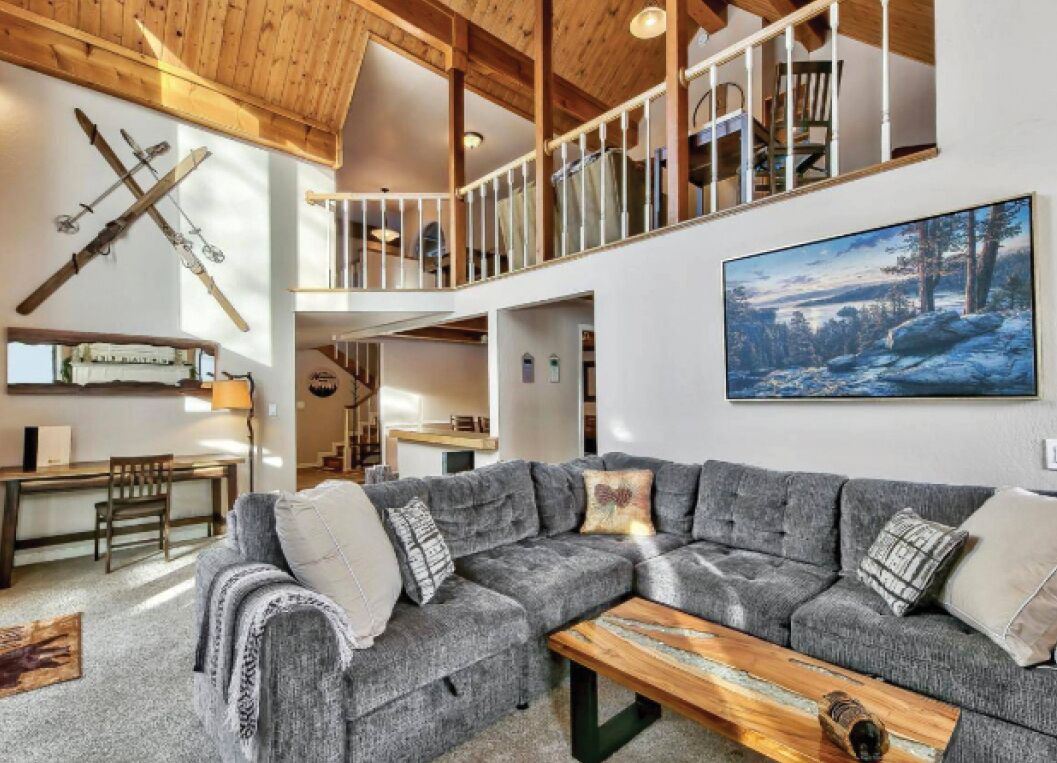 Smart-TV, peis, fotballspill og stereoanlegg