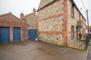 Exterior - Maurice Cottage, Docking, Norfolk (Docking)