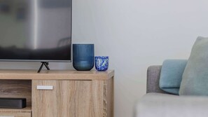 TV, offices - Sea Poppy (Casuarina)