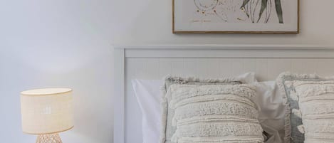 4 Schlafzimmer, Schreibtisch, Bügeleisen/Bügelbrett, kostenloses WLAN