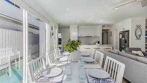 Dining - Sea Poppy (Casuarina)