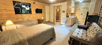 Red Pines - Elk Lake #6A | Studio, 1 Bath