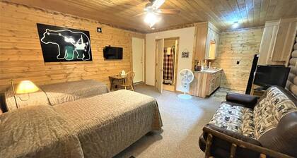 Red Pines - Elk Lake #6A | Studio, 1 Bath