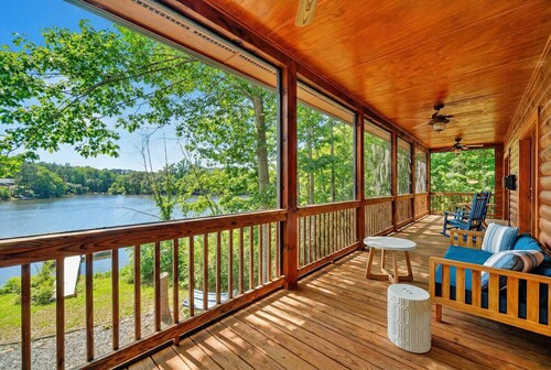 Waterfront Log Cabin w/Hot Tub, Kayaks, Firepit, King Beds, & Pets OK