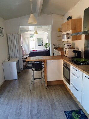 1 soveværelse, skrivebord, strygejern/strygebræt, gratis Wi-Fi