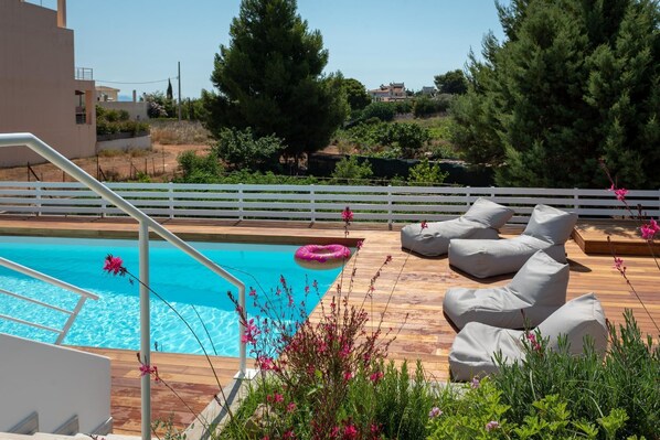 Pool - Evaeri Villa (Artemida)