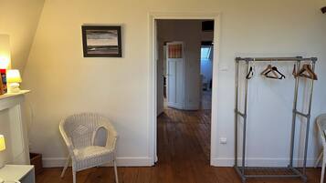 3 bedrooms, iron/ironing board, travel cot, free WiFi