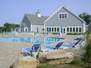 Pool - Salt Life  A Charming Cottage loaded w/ Amenities Inc. Pool (Arundel)