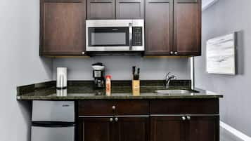 Fridge, microwave, coffee/tea maker, toaster