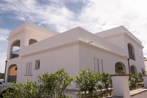 Extérieur maison de vacances [été]