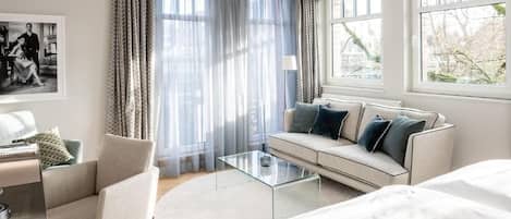 1 bedroom, in-room safe, blackout drapes, soundproofing