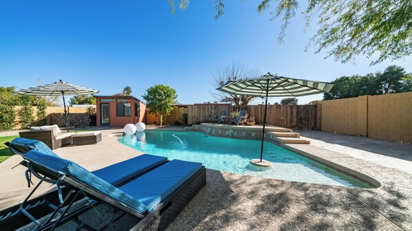 Outdoor pool, a heated pool