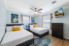 3 habitaciones, tabla de planchar con plancha, cuna de viaje y wifi 